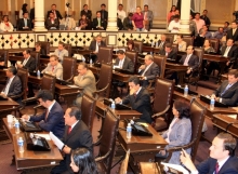 Elige Pleno del Congreso integrantes de la Comisión Especial con motivo de los aniversarios del natalicio y fallecimiento de los Tres Juanes